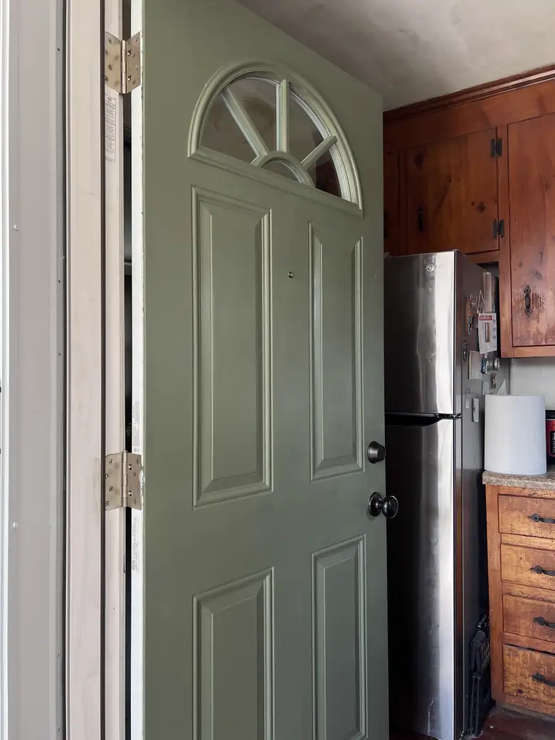 Door & storm door installation with painting — photo 4