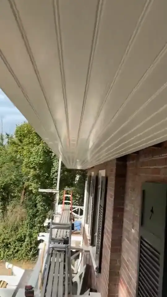 Vinyl Tongue and groove soffit — video 4